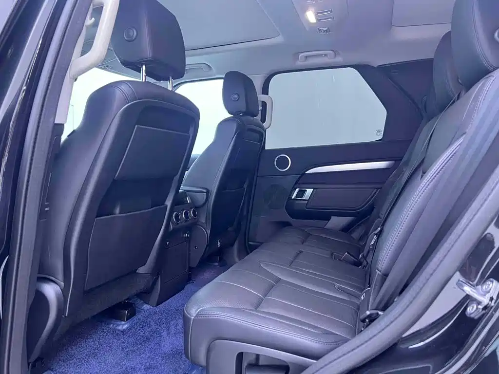 Land Rover Discovery 2020 — фото 17