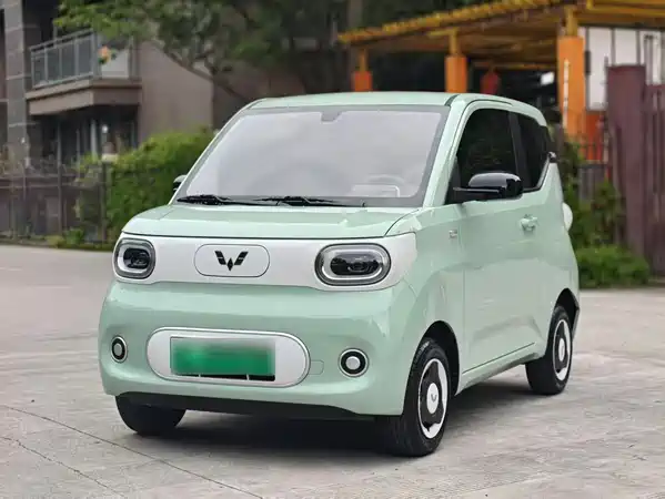 Wuling Hongguang MINIEV 2025