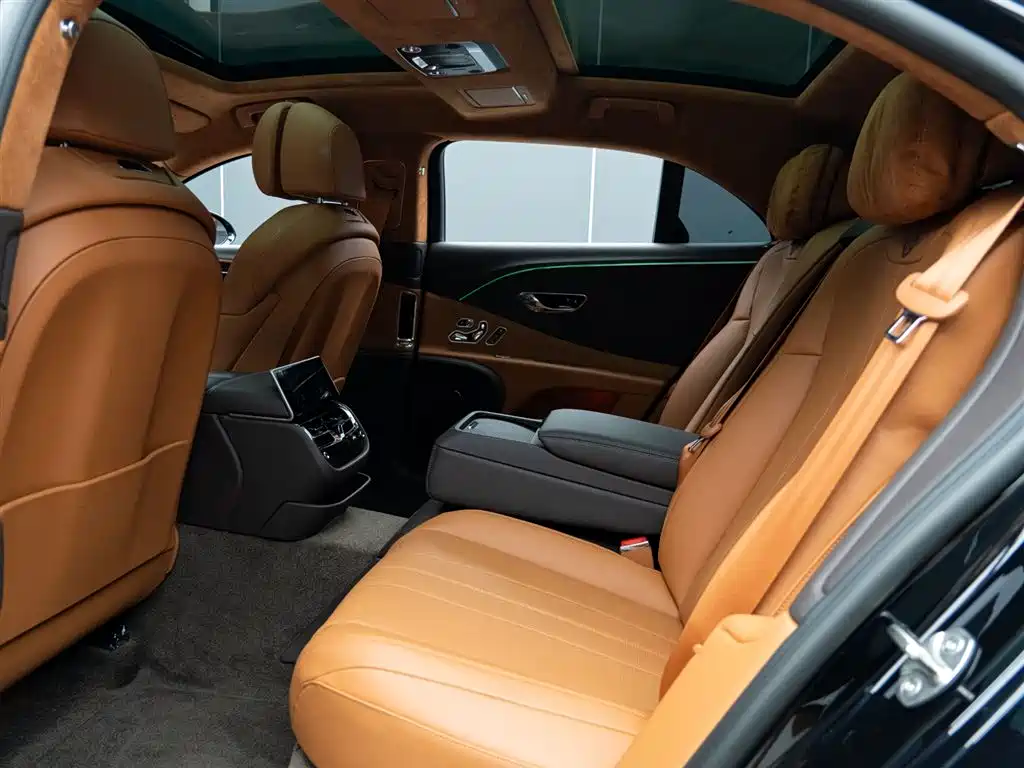 Bentley Flying Spur 2022 — фото 14