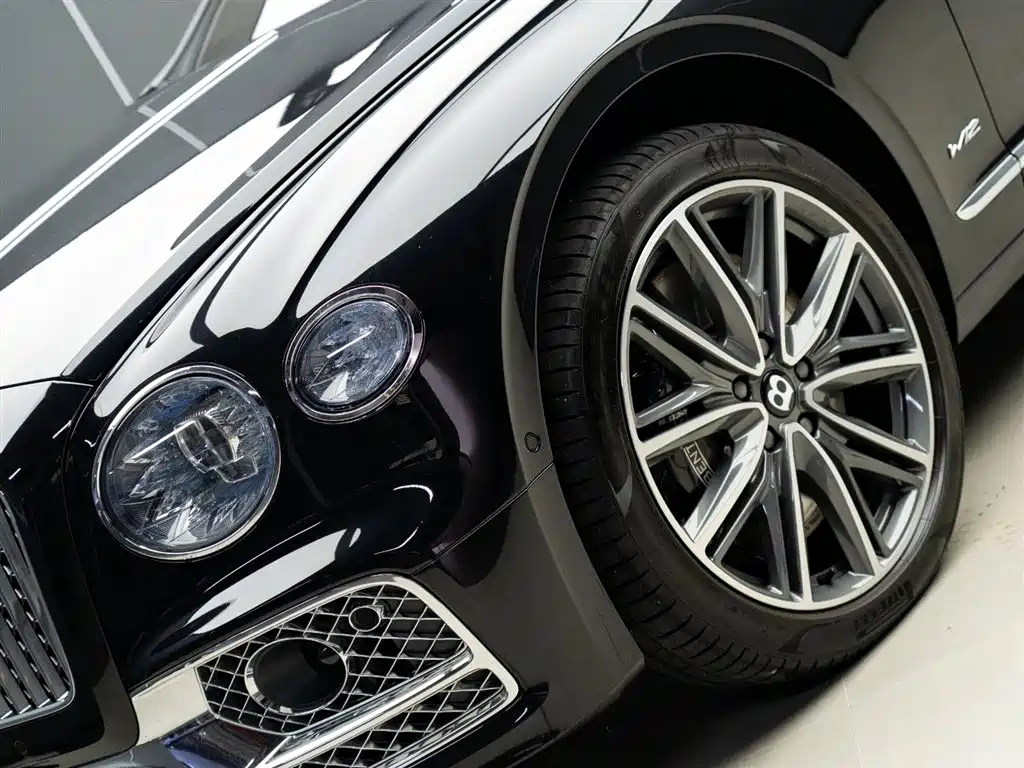 Bentley Flying Spur 2022