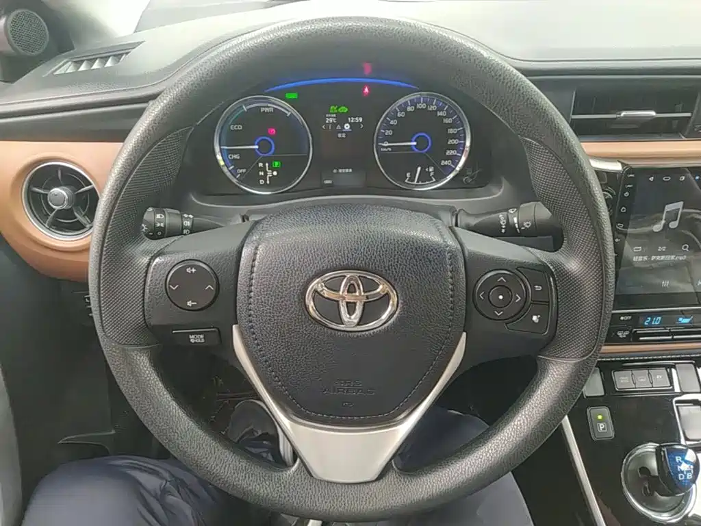 Toyota Corolla Dual Engine E+ 2020 — фото 11