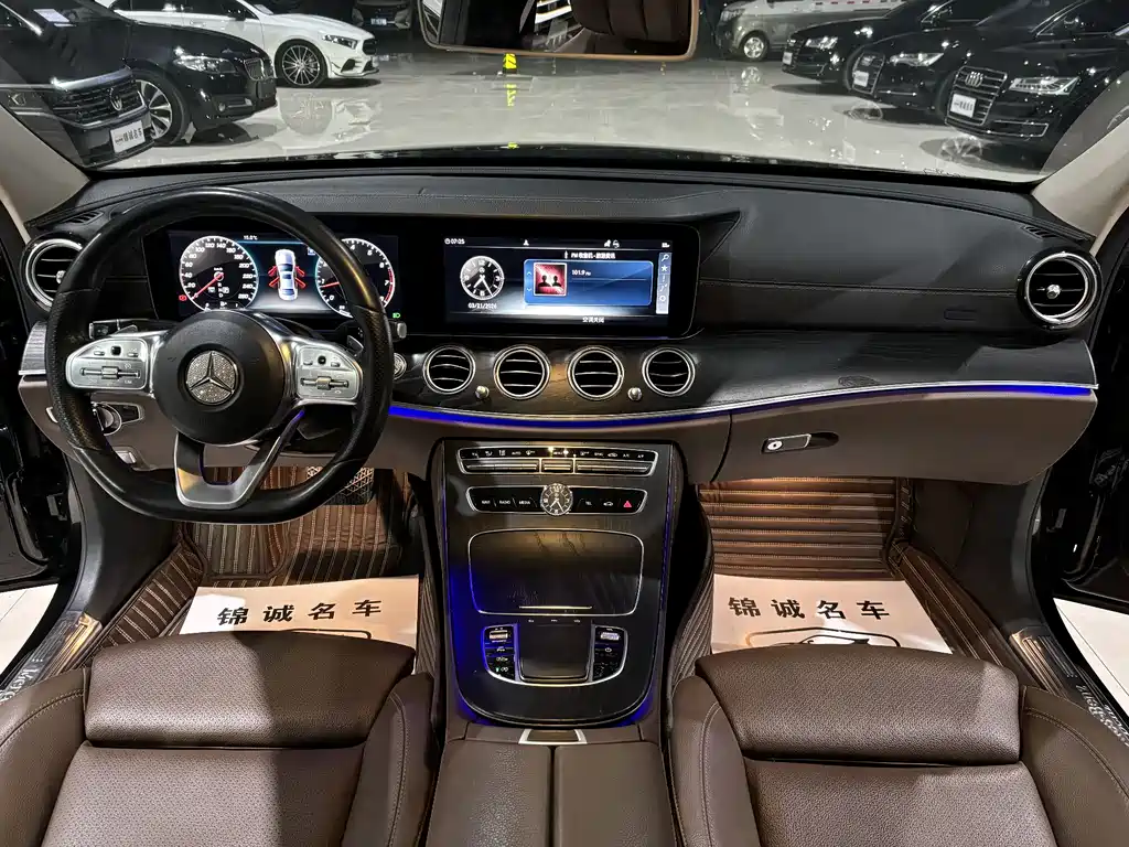 Mercedes-Benz E-Class 2019 — фото 12
