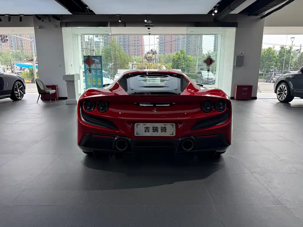 Ferrari F8 2022 — фото 5
