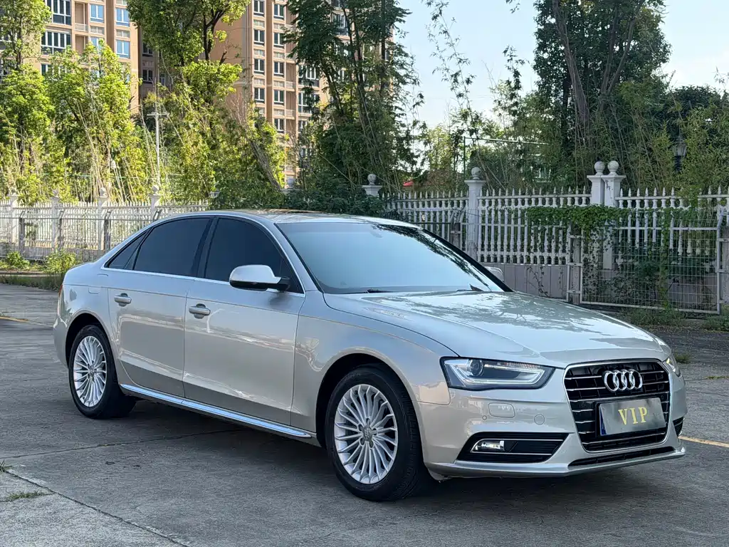 Audi A4L 2015 — фото 2