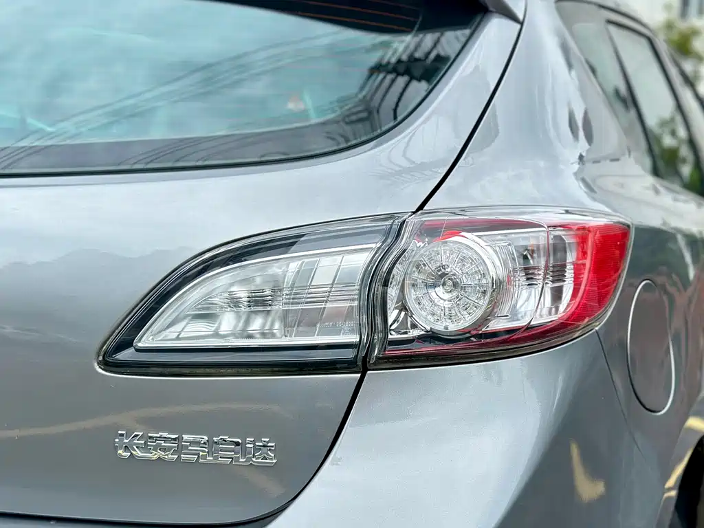 Mazda 3 Xingcheng 2013 — фото 8