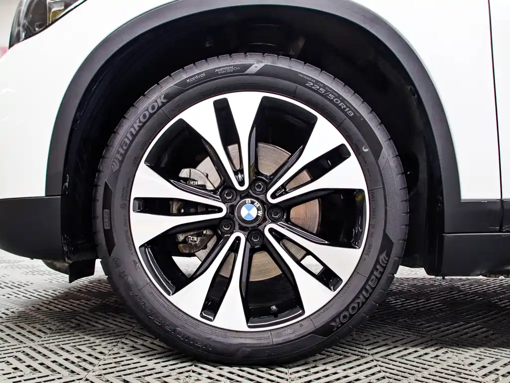 BMW X1 2022 — фото 20