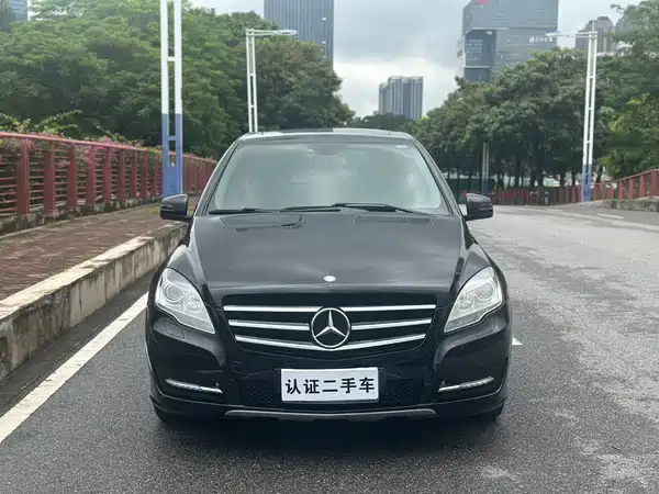 Mercedes-Benz R-Class 2011