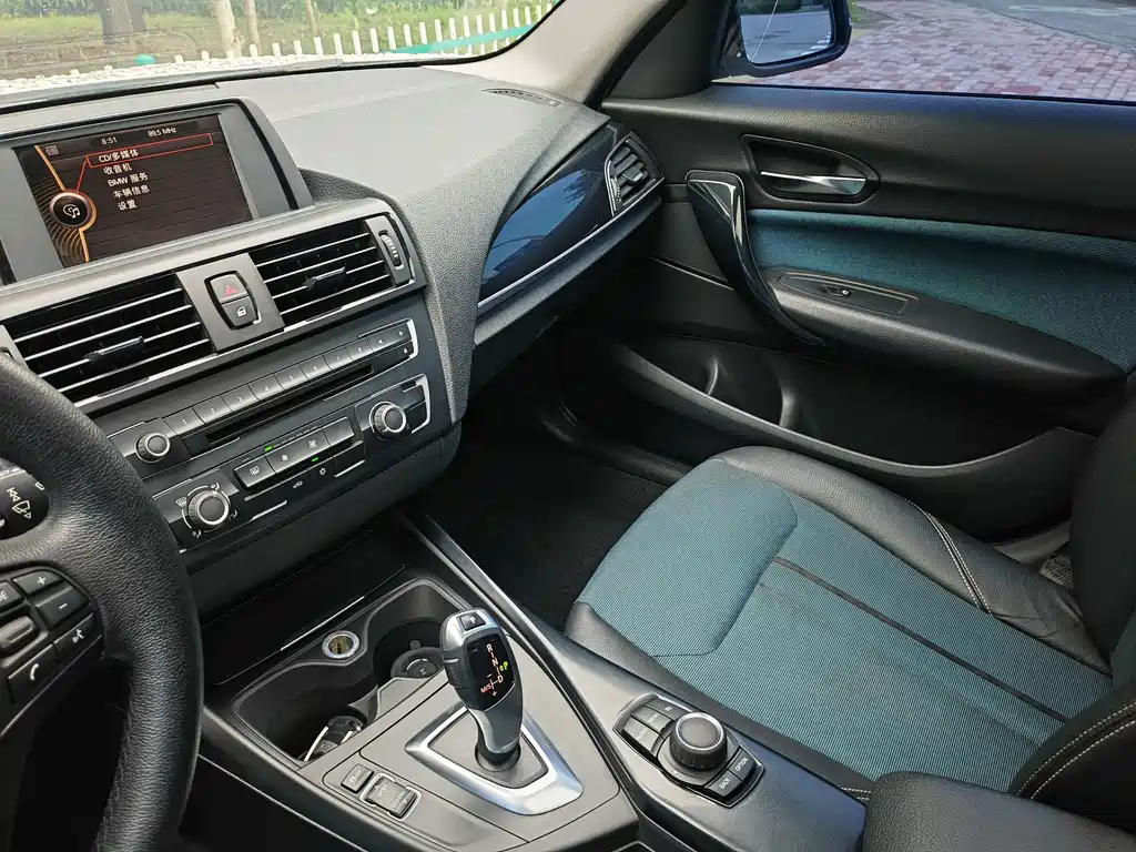 BMW 1 Series 2012 — фото 13