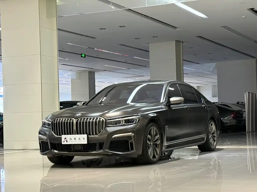 BMW 7 Series 2020 — фото 1