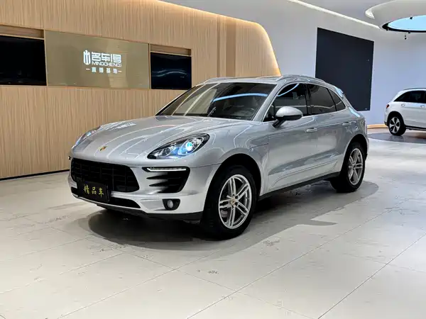 Porsche Macan 2014