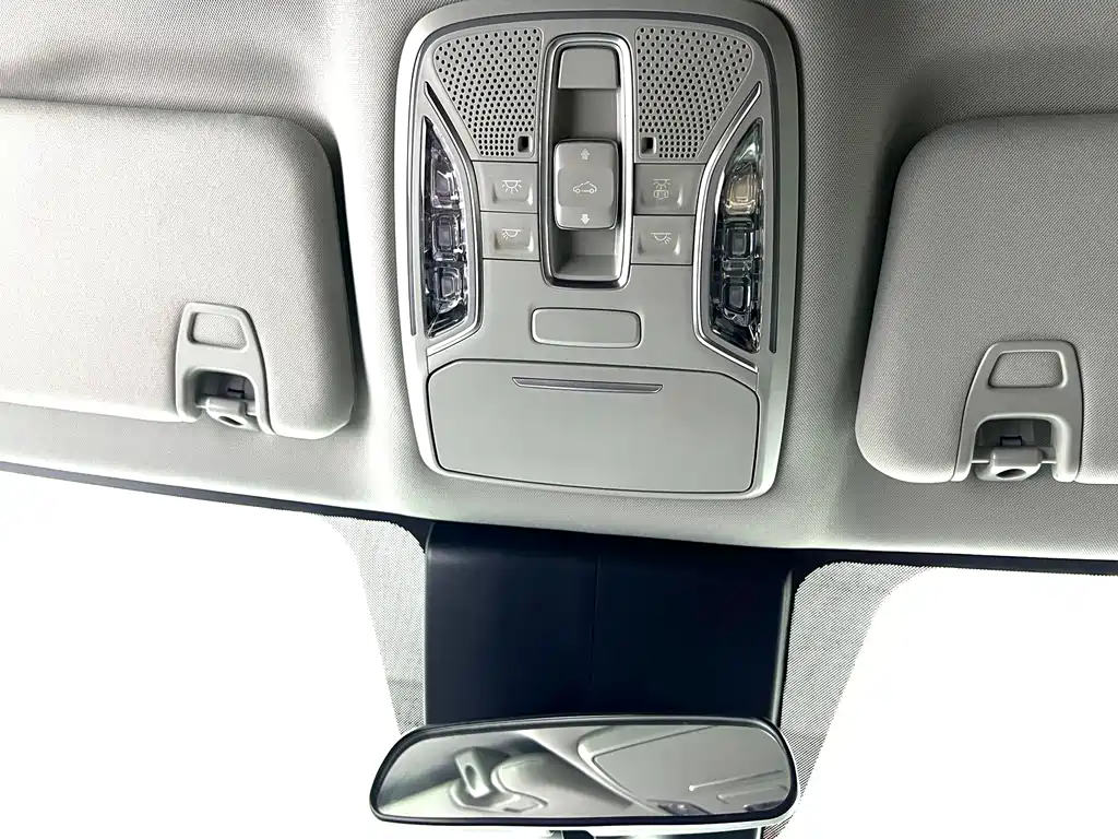 GAC Motor Trumpchi M6 2023 — фото 21