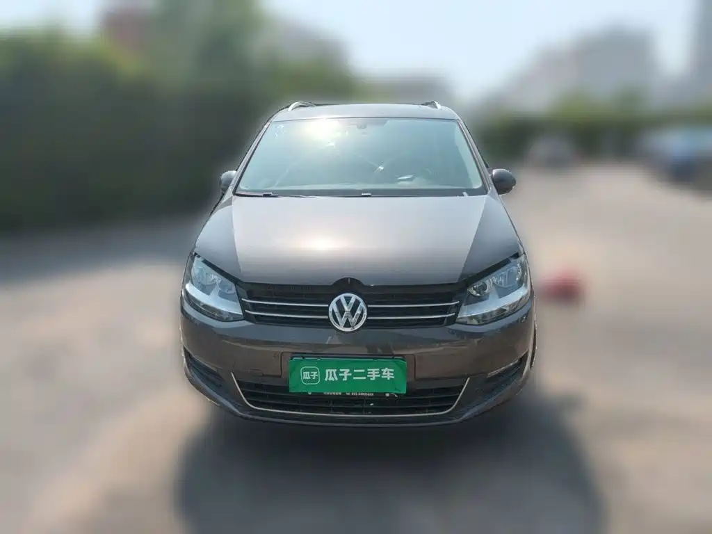 Volkswagen Sharan 2017 — фото 24