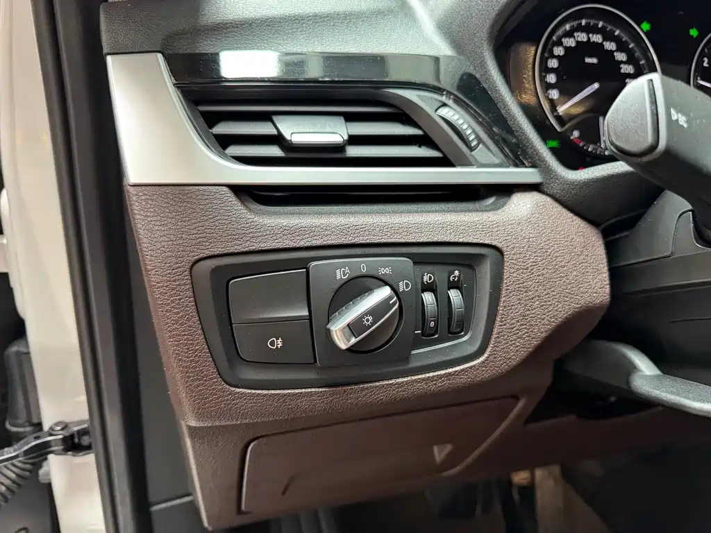 BMW X1 2023 — фото 11