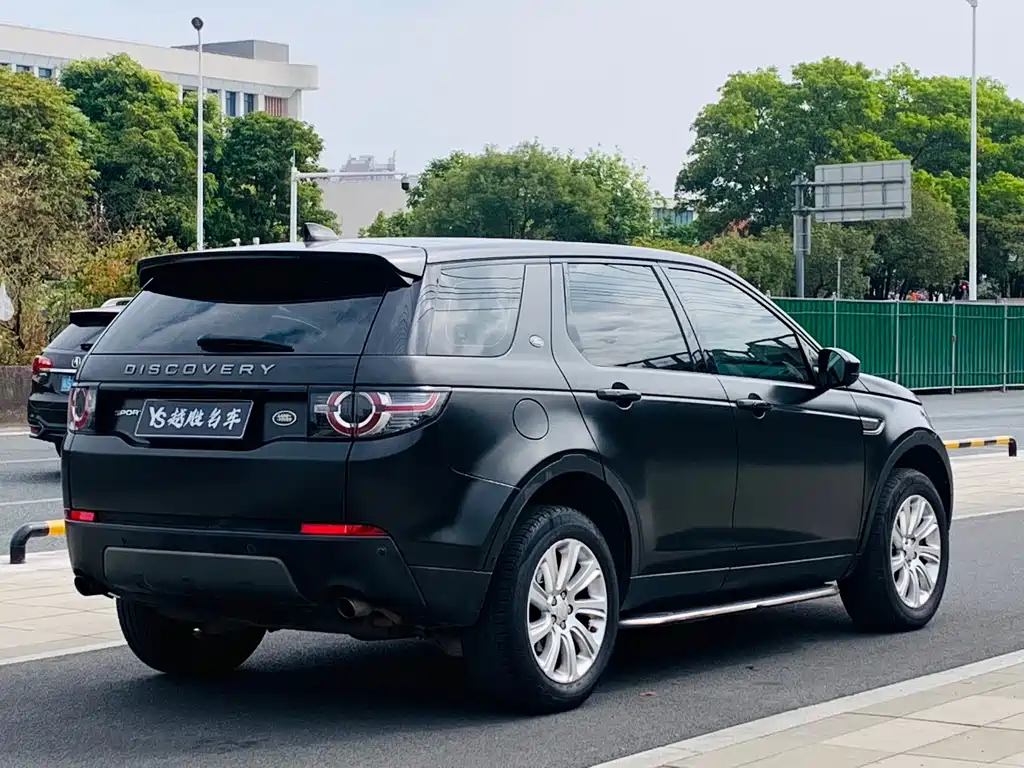 Land Rover Discovery Sport 2017 — фото 5