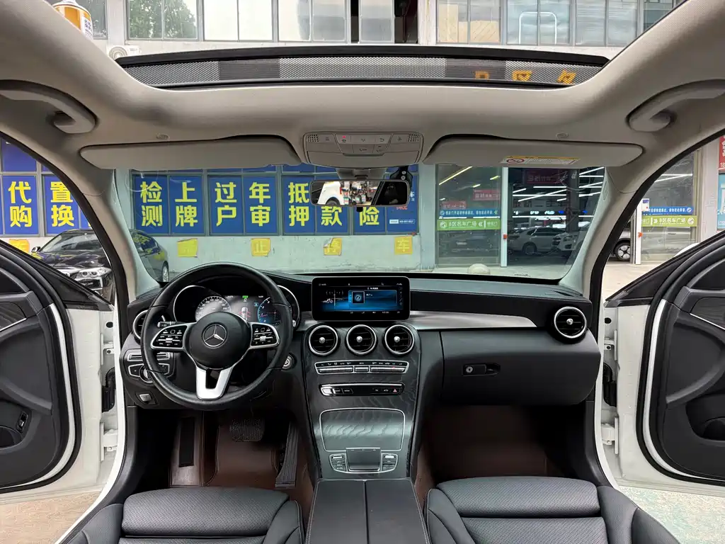 Mercedes-Benz C-Class 2019 — фото 8