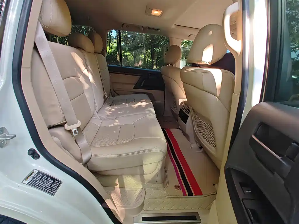 Toyota Land Cruiser 2015 — фото 44