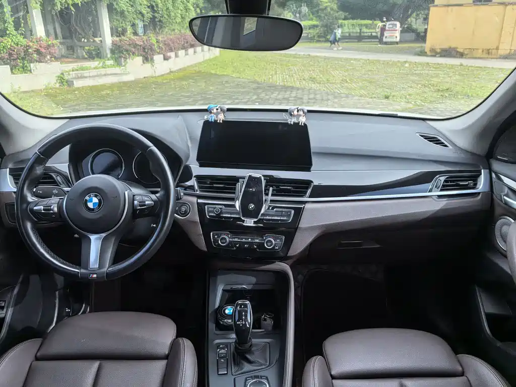 BMW X1 2022 — фото 8