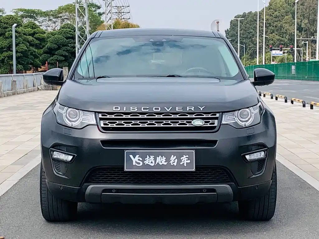 Land Rover Discovery Sport 2017 — фото 2