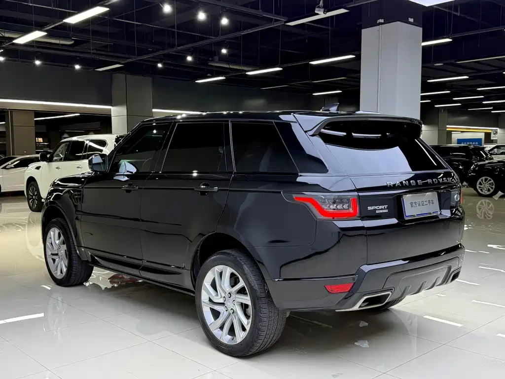 Land Rover Range Rover Sport 2018 — фото 12