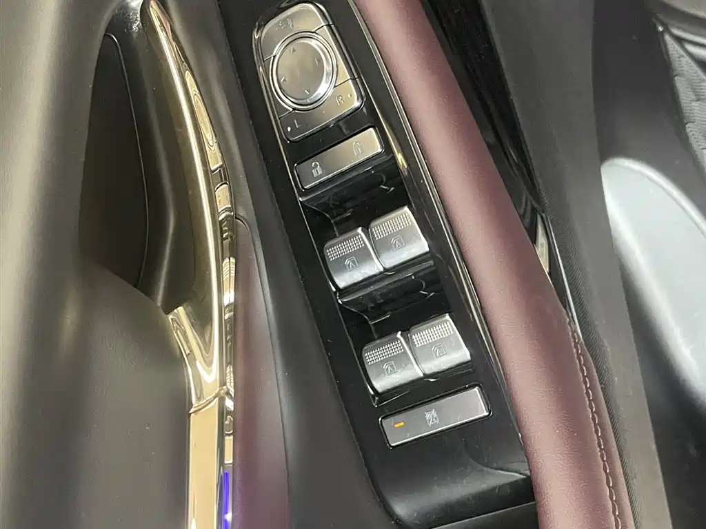 GAC Motor Trumpchi M8 2025 — фото 19