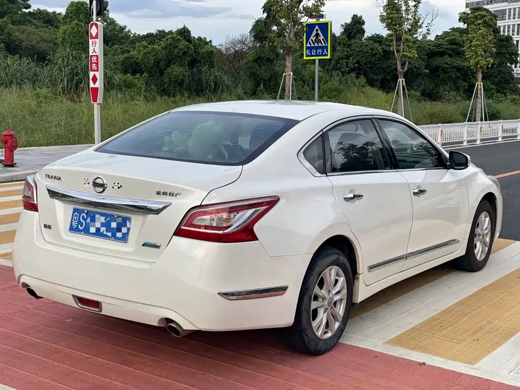 Nissan Teana 2014