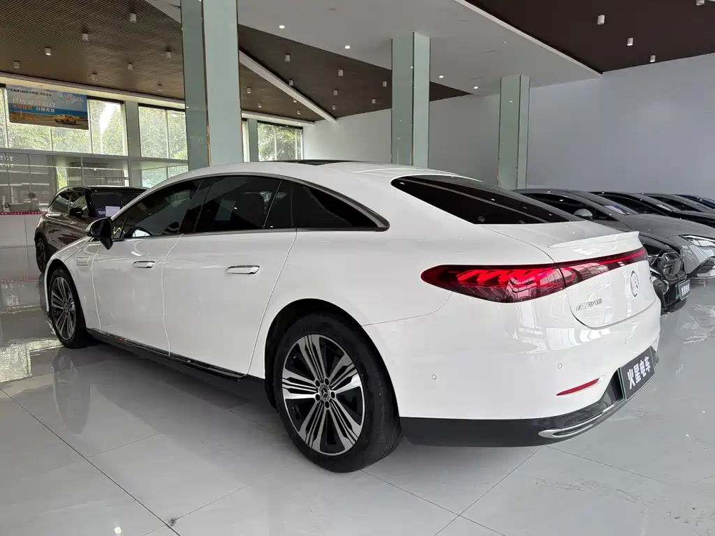 Mercedes-Benz EQS 2023 — фото 12