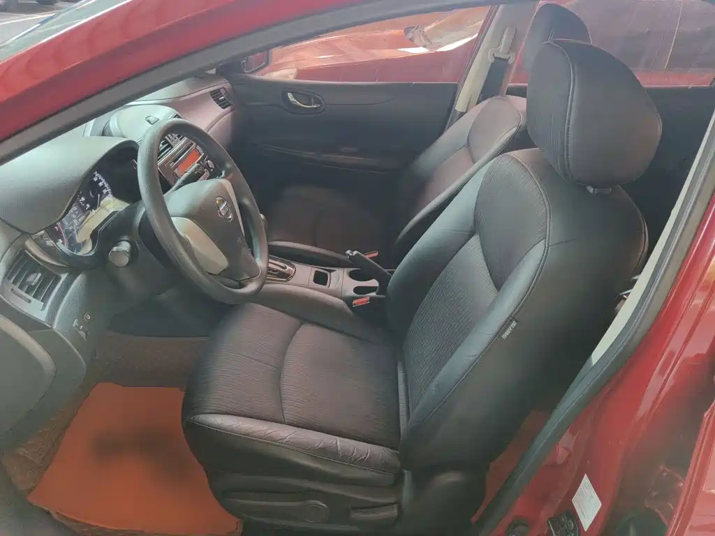 Nissan Tiida 2015 — фото 15
