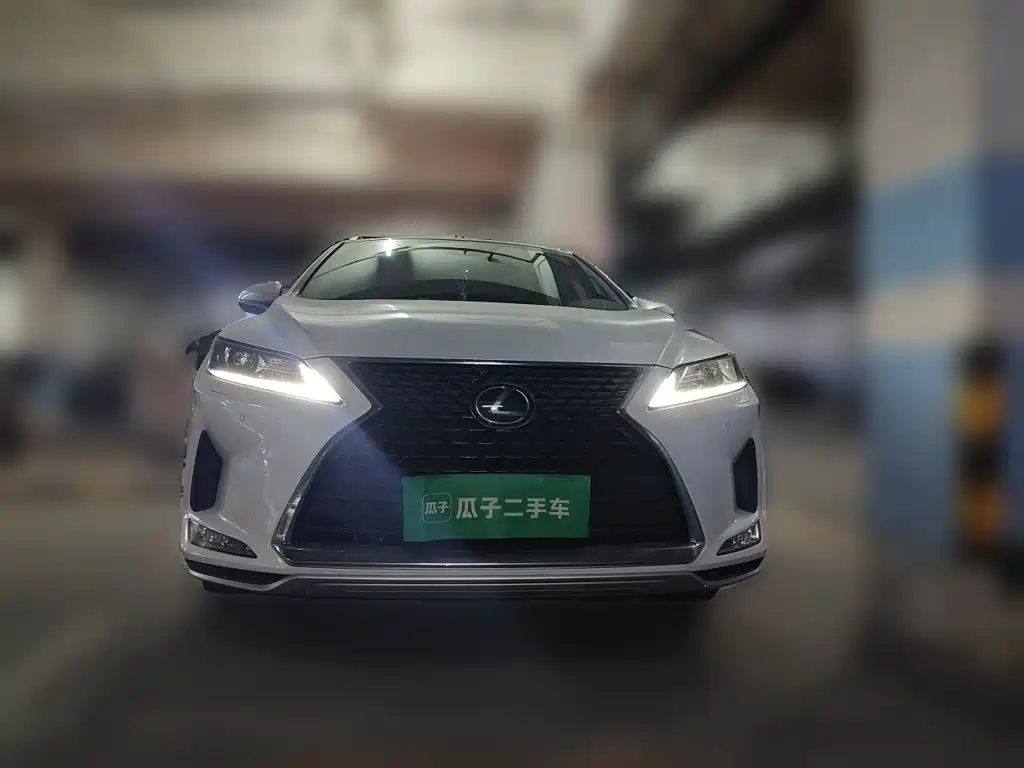 Lexus RX 2020