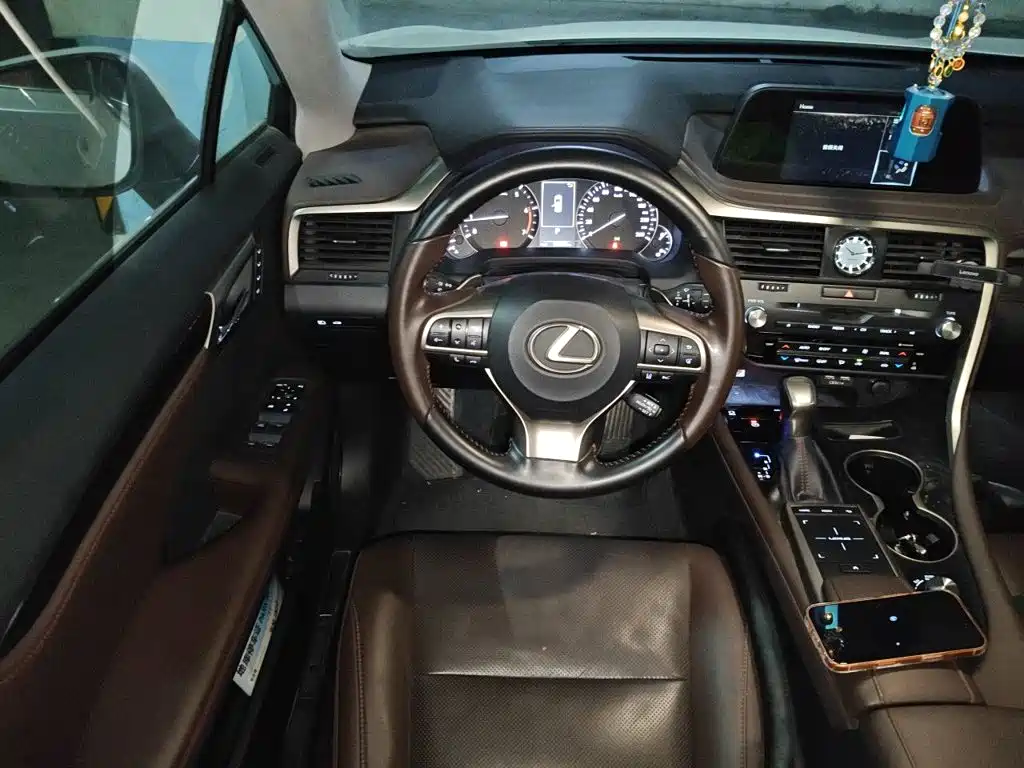 Lexus RX 2020