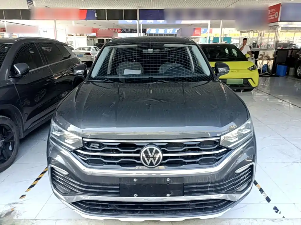 Volkswagen X 2022