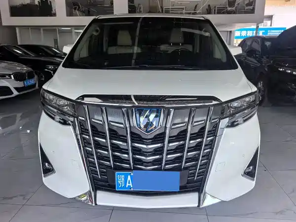 Toyota Alphard 2022