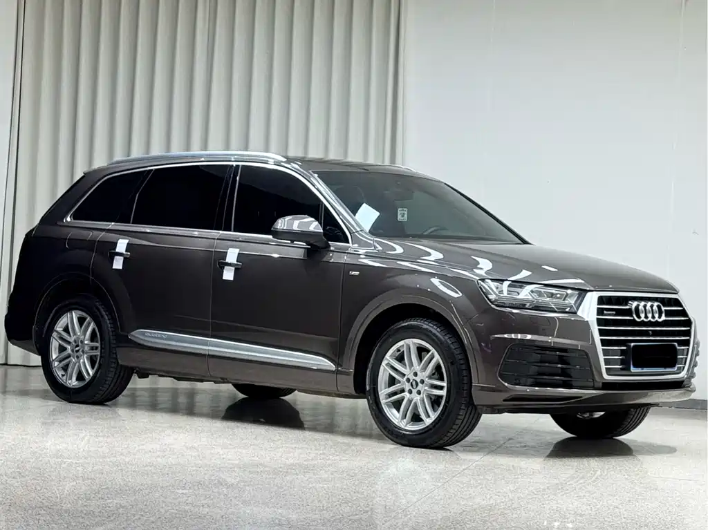 Audi Q7 2019 — фото 3