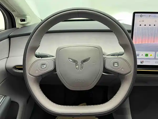 Hongqi Tiangong 05 2025