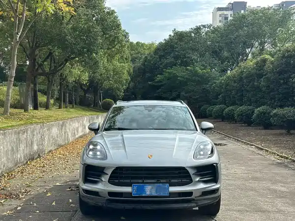 Porsche Macan 2020