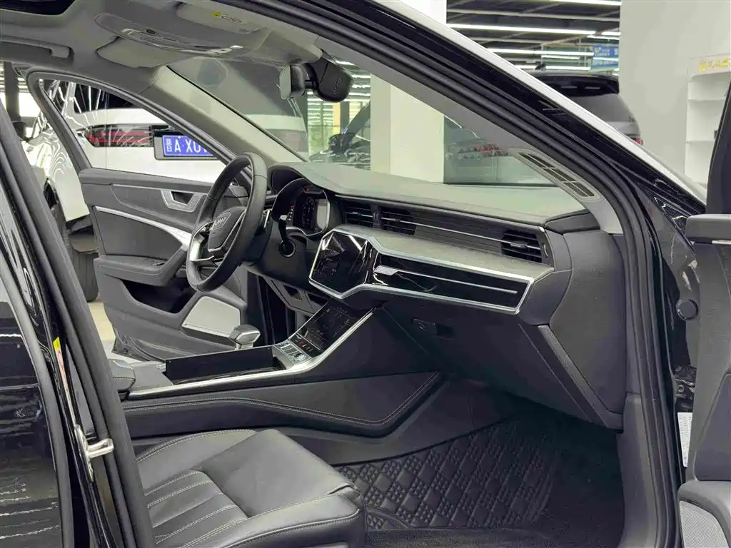 Audi A6L 2022 — фото 10