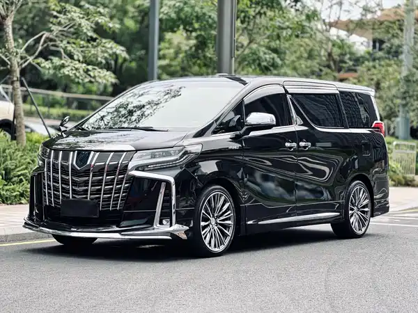 Toyota Alphard 2022