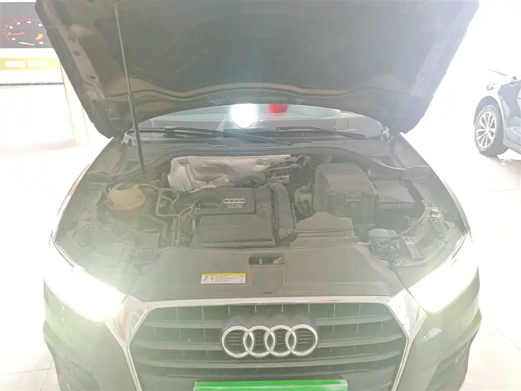 Audi Q3 2016 — фото 20