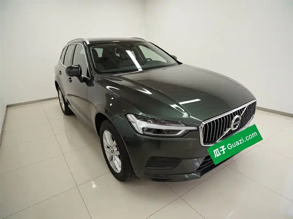 Volvo XC60 2019 — фото 22