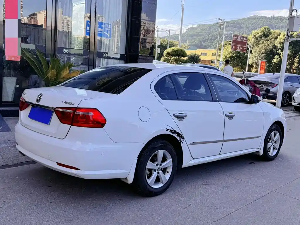 Volkswagen Lavida 2016