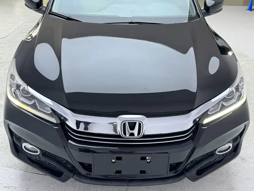 Honda Accord 2017 — фото 3