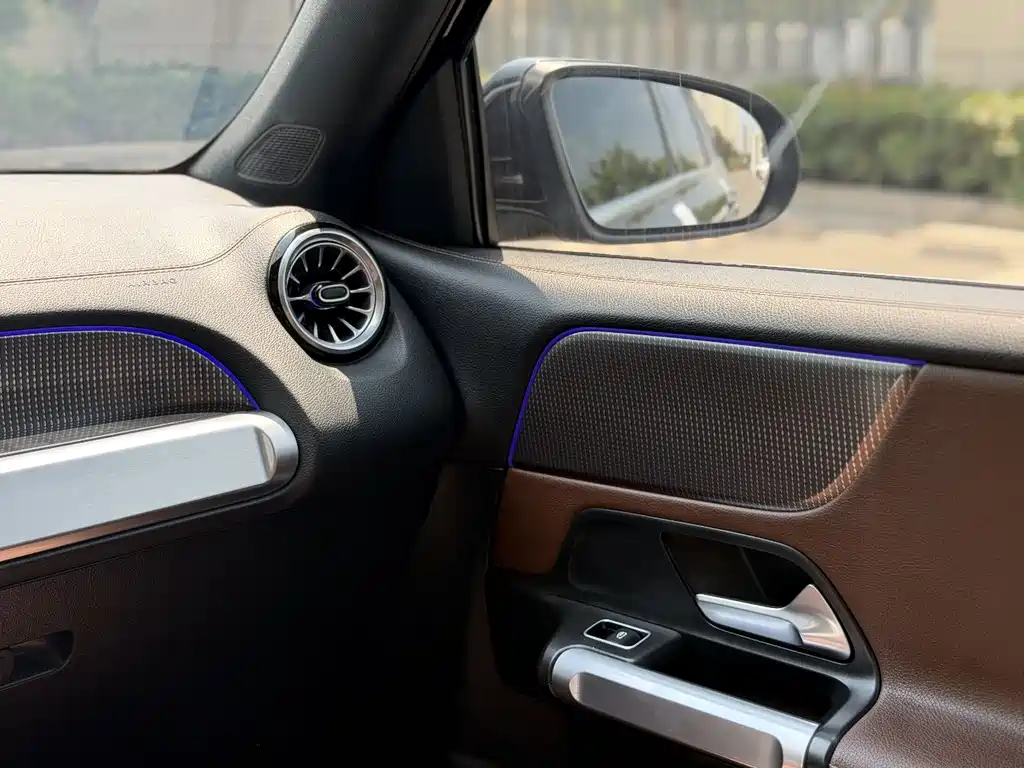 Mercedes-Benz GLB 2021 — фото 12