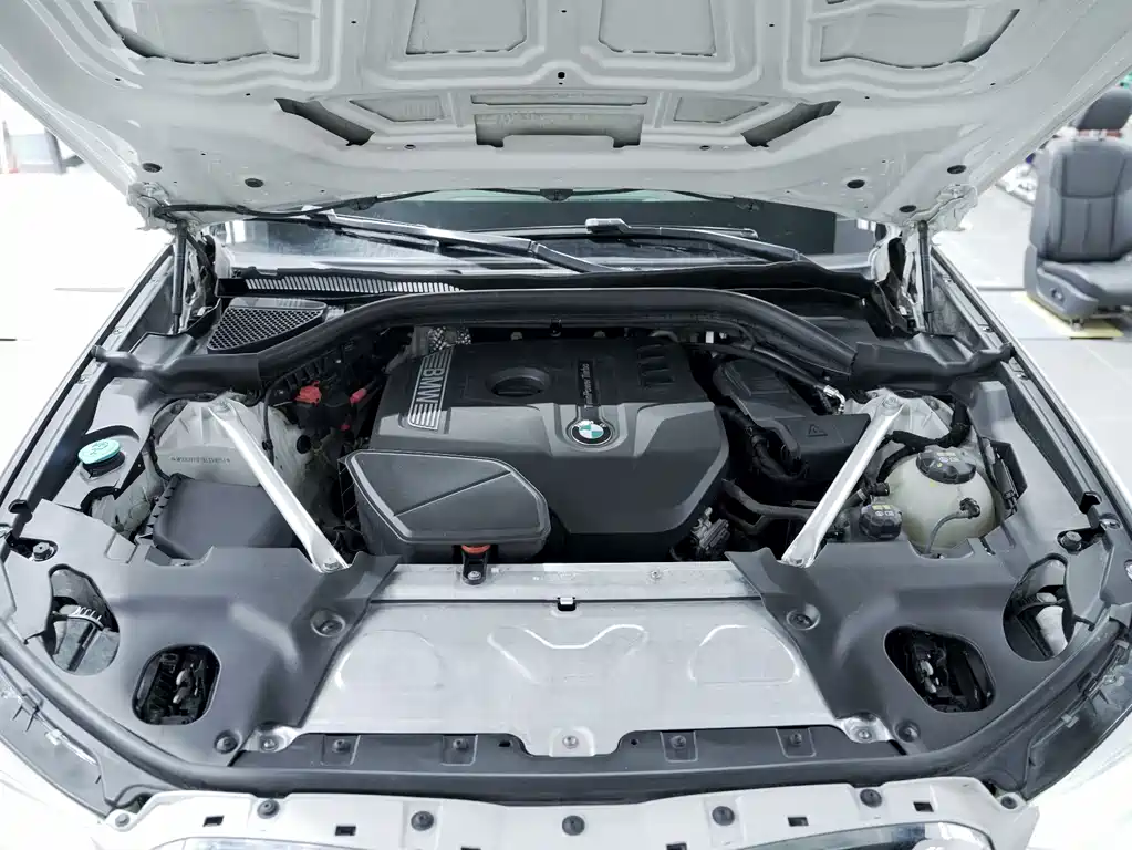 BMW X4 2019 — фото 17