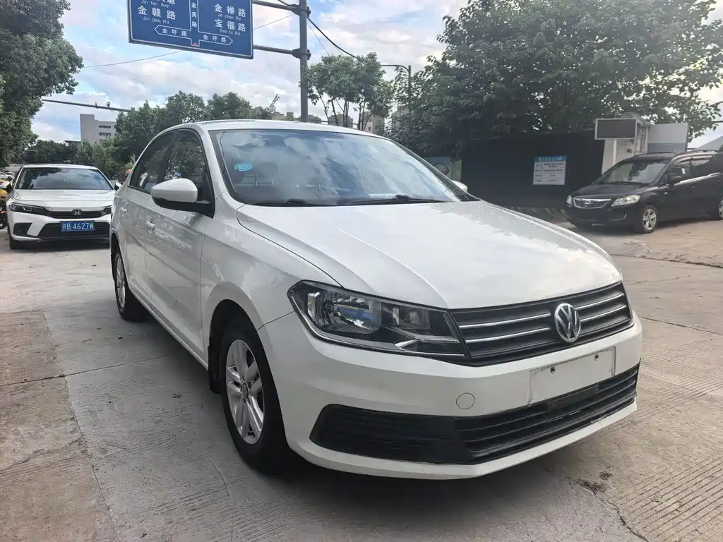 Volkswagen Santana 2016