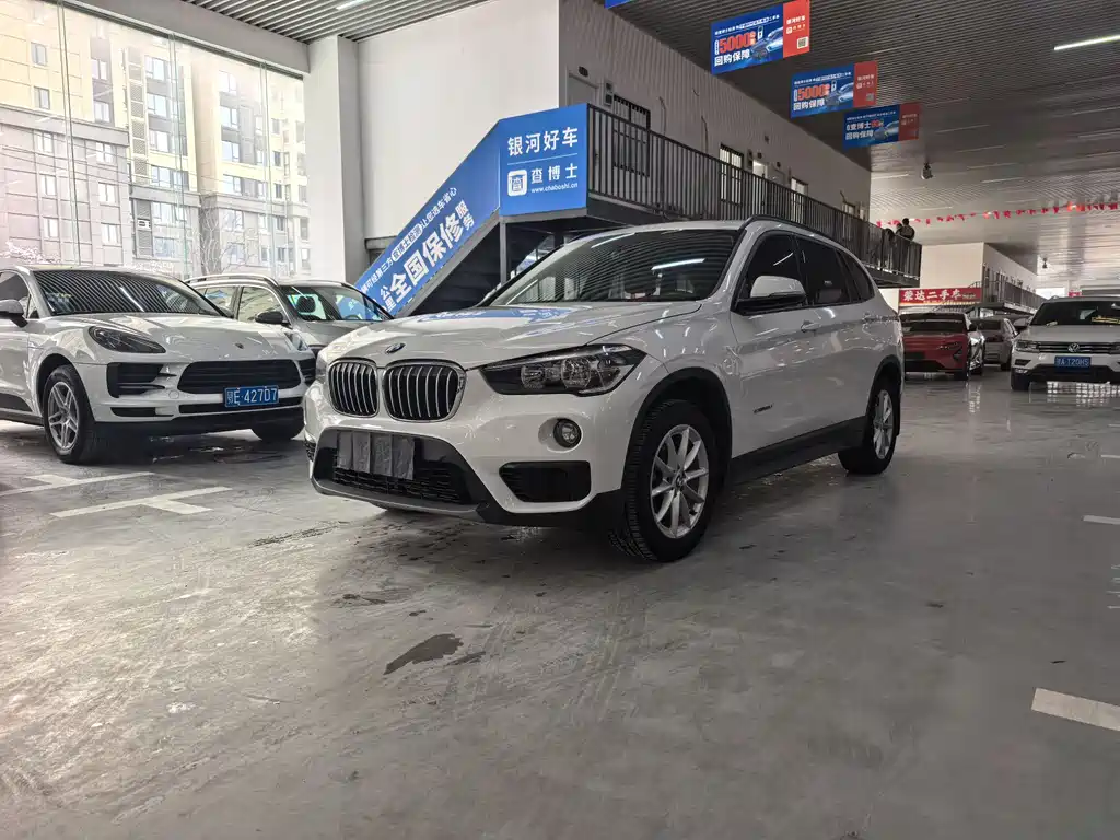BMW X1 2017 — фото 1