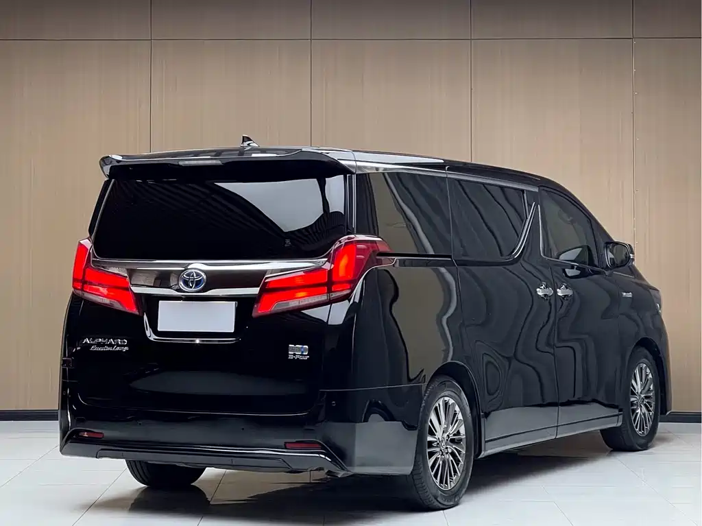 Toyota Alphard 2021