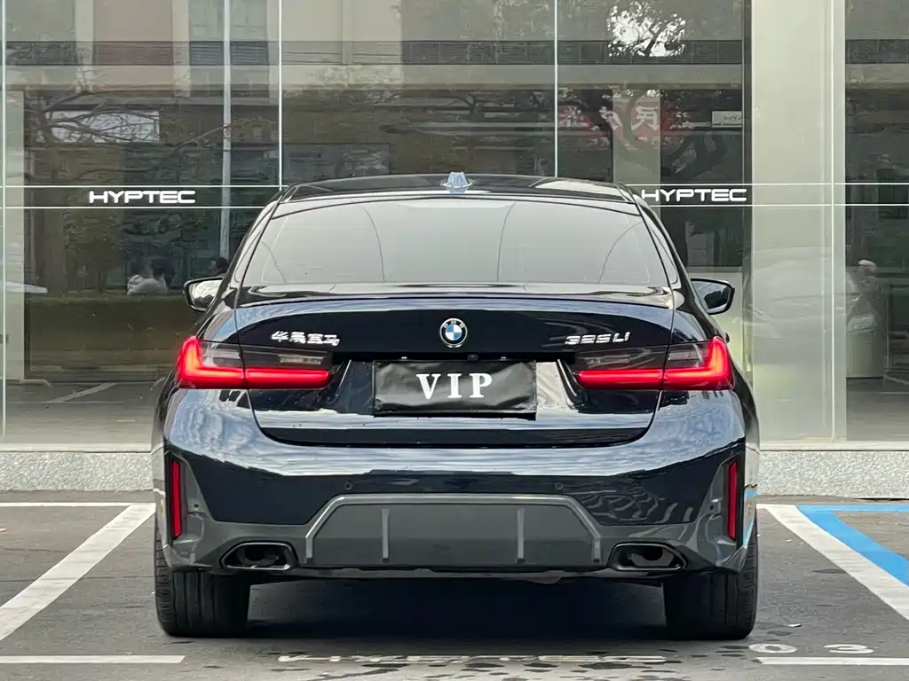 BMW 3 Series 2023 — фото 10