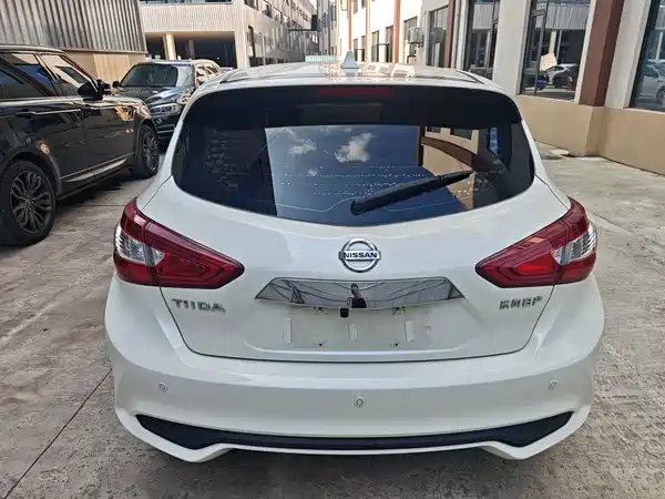 Nissan Tiida 2021