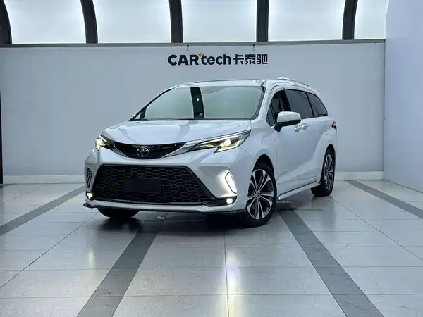 Toyota Granvia 2023
