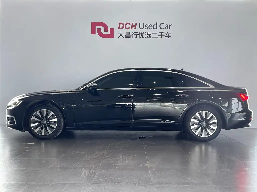 Audi A6L 2022