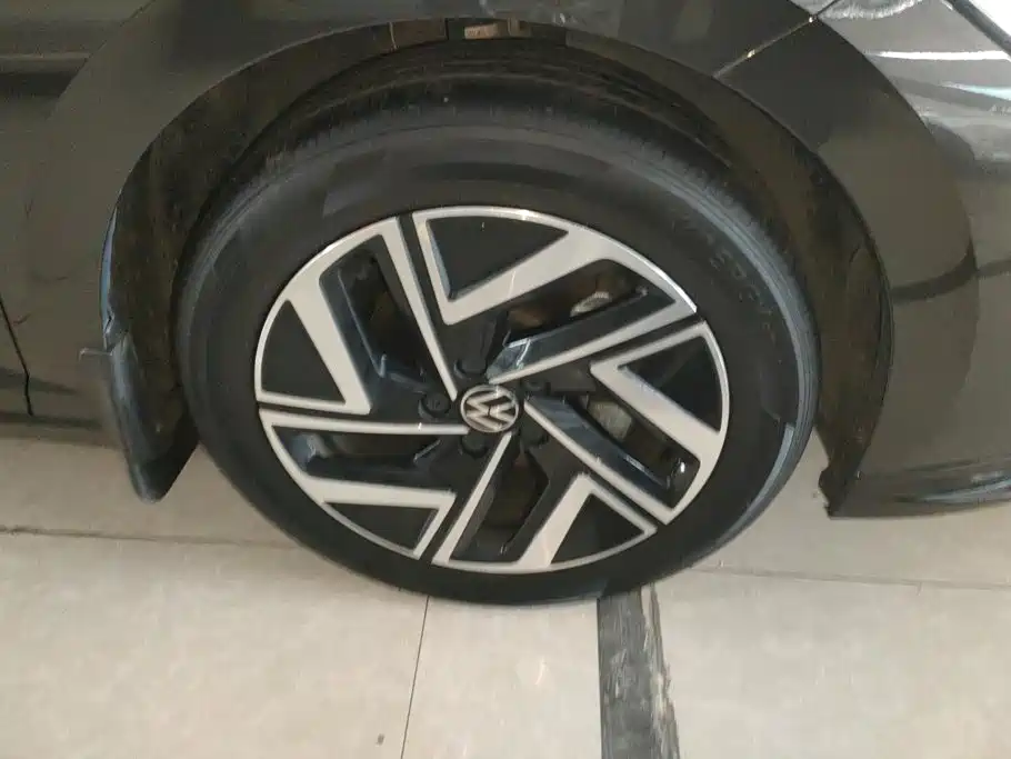 Volkswagen Sagitar 2024